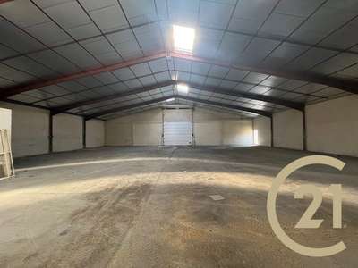 A louer entrepôt 625m² proche rocade sur Albi