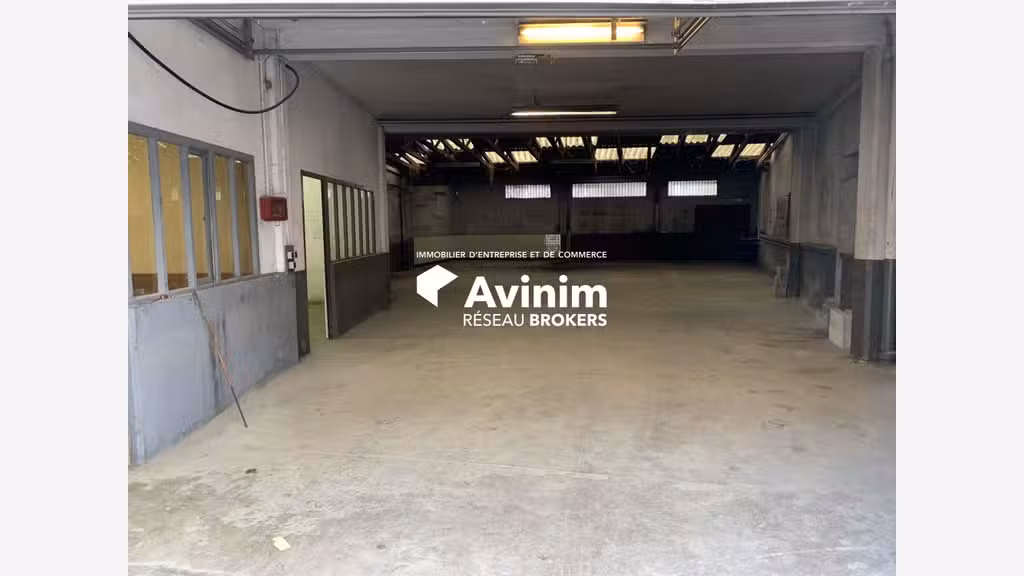 A louer atelier / dépot 245m² à Moirans