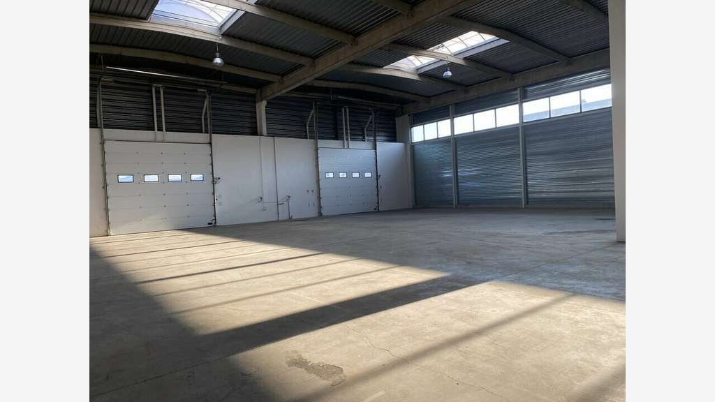 Location entrepôt 1000m² à Montauban Nord