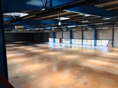 À louer entrepôt 2300m² à Montchanin  