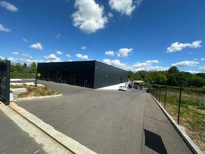 Location Locaux d'activités - Entrepôts à Montussan
