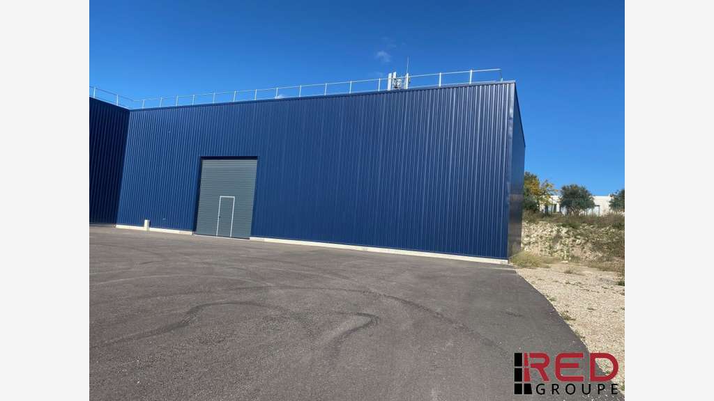 A louer entrepôt neuf 278m² Lambesc ZI Berthoire