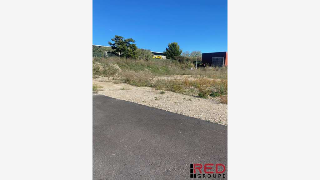 A louer entrepôt neuf 278m² Lambesc ZI Berthoire