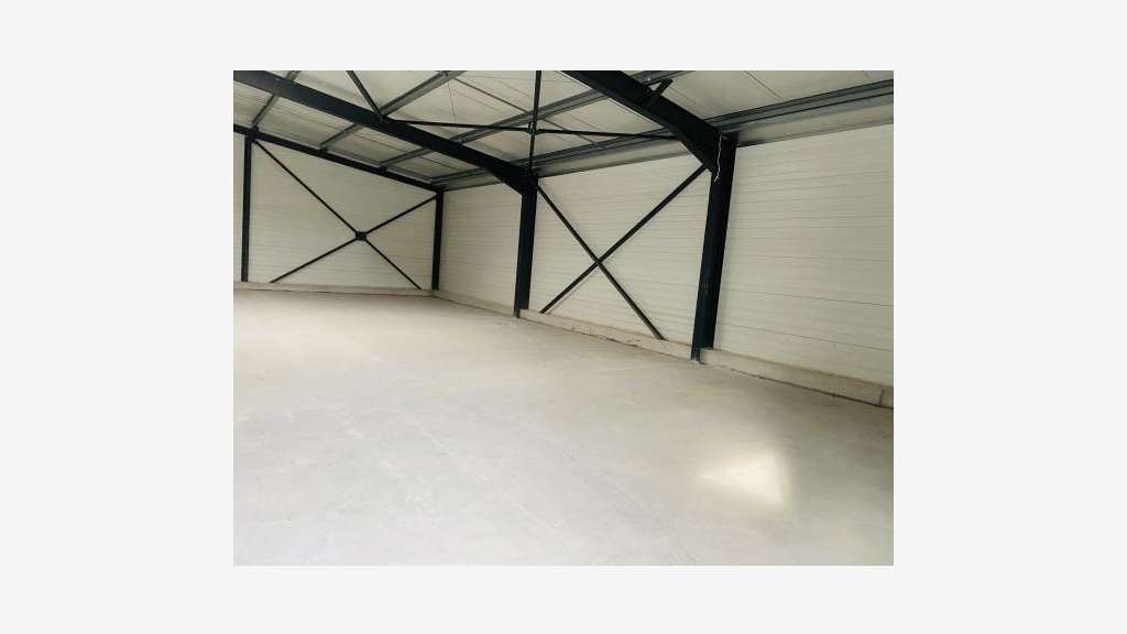 A louer entrepôt neuf 310m² à Narbonne