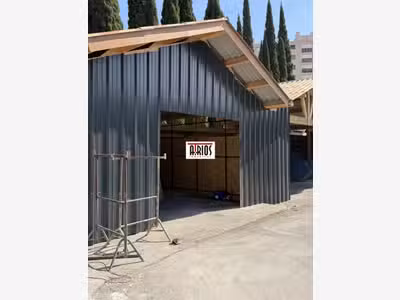 A louer entrepôt neuf 80m² entrée Est de Toulon