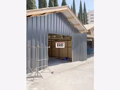 A louer entrepôt neuf 80m² entrée Est de Toulon