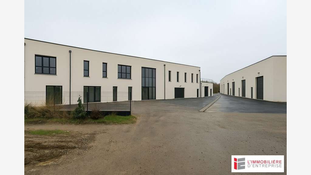 A louer entrepôt 88m² à Noyal-Châtillon-sur-Seiche