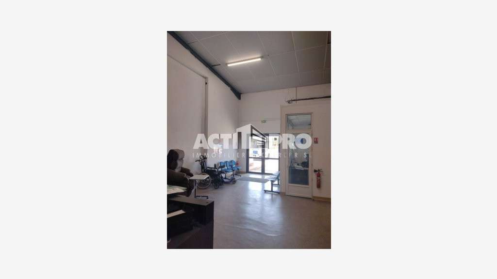 À louer entrepôt 450m² à Perpignan Saint-Charles