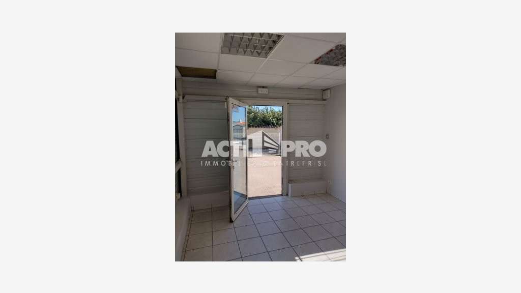 À louer entrepôt 50m² à Perpignan Polygone Nord