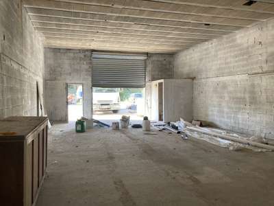 Location Locaux d'activités - Entrepôts à Perpignan