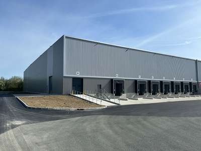 A louer cellule logistique 3977m² à St Barthelemy
