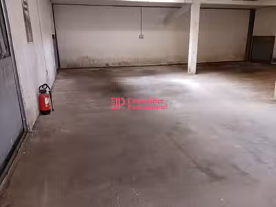 A louer entrepôt 240m² en entrée de Quimper