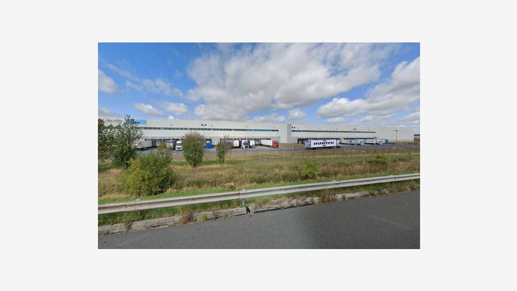À louer entrepôts à partir de 4656m² Raillencourt