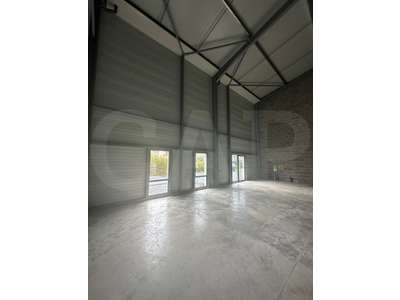 Location Locaux d'activités - Entrepôts à Saint-Brieuc