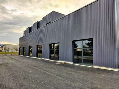 Entrepôt 91m² à louer Tours Nord St Cyr sur Loire