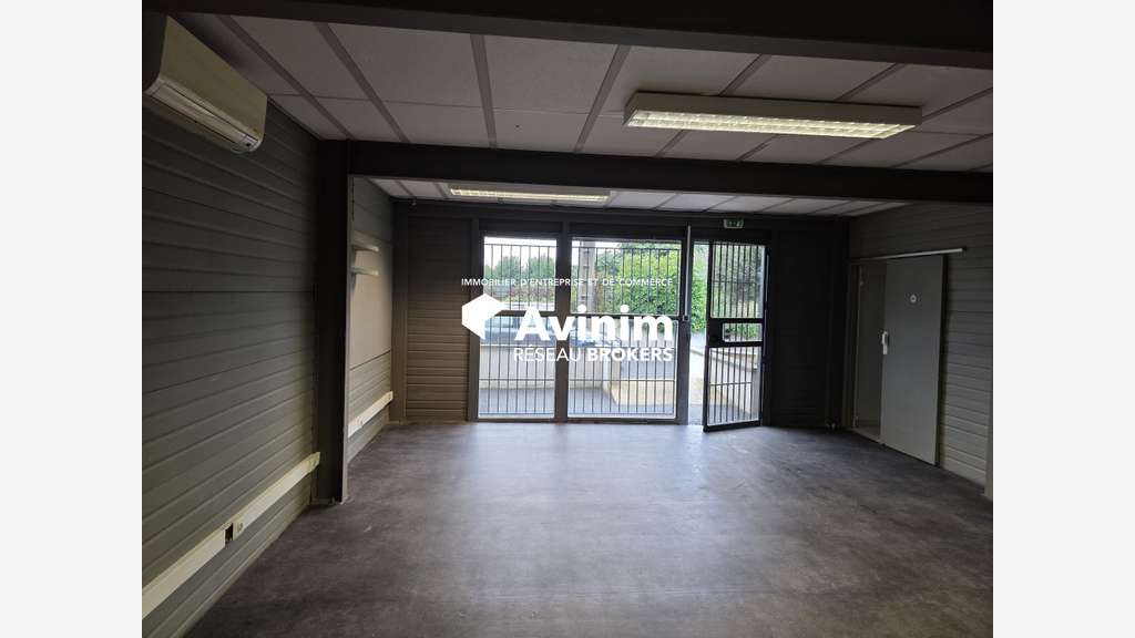 A louer entrepôt 115m² à Saint-Jean-de-Védas