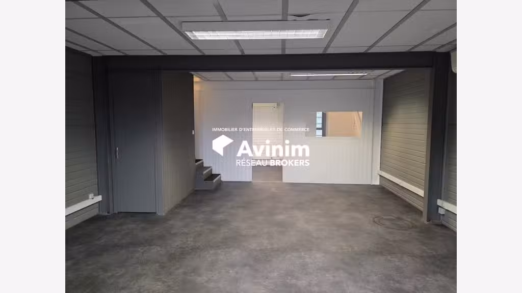 A louer entrepôt 115m² à Saint-Jean-de-Védas