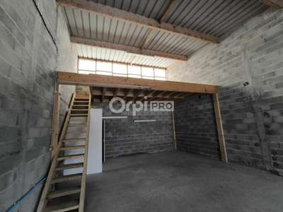 Location Locaux d'activités - Entrepôts à Saint-Pantaléon-de-Larche