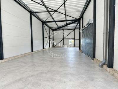 Entrepôt 473m² à louer à Seysses zone SEGLA II