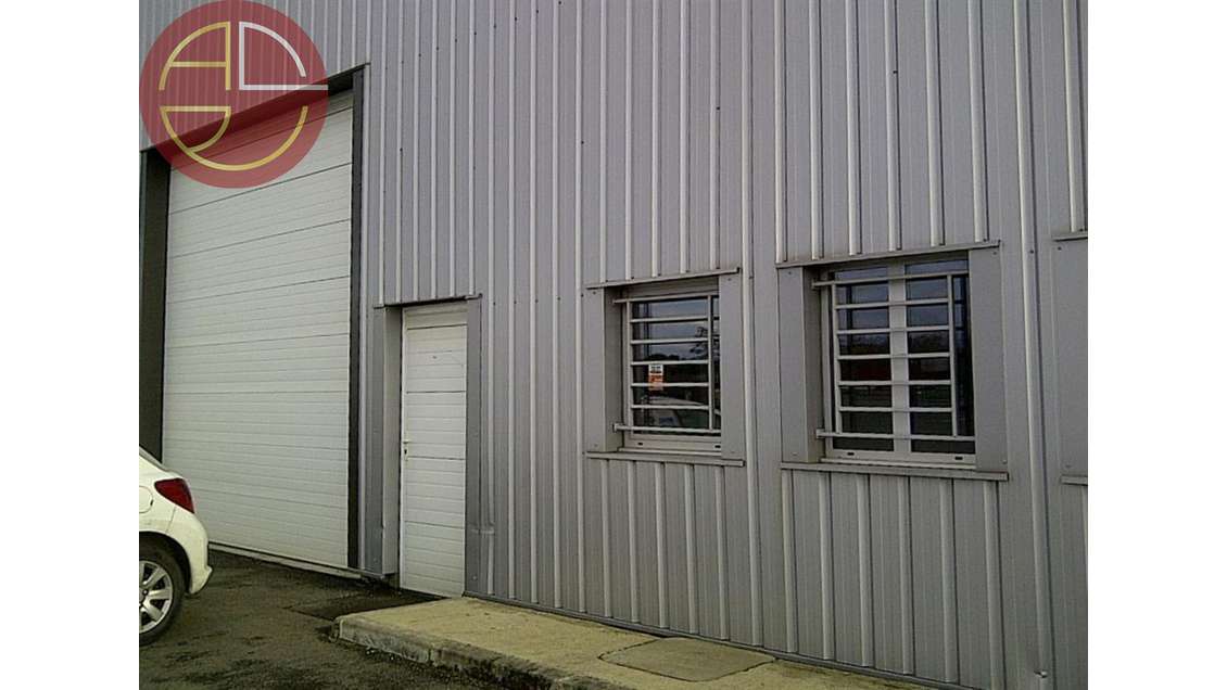 Location entrepôt 275m² à Tournefeuille