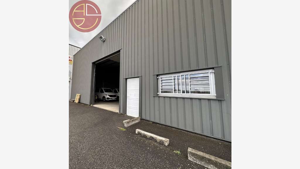 Location entrepôt 275m² à Tournefeuille
