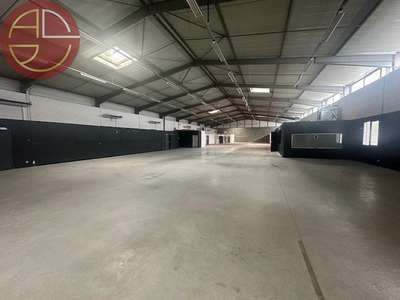 A louer entrepôt 1200m² à Toulouse Thibaud