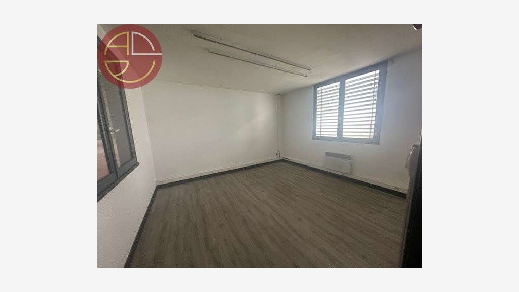 A louer entrepôt 1200m² à Toulouse Thibaud