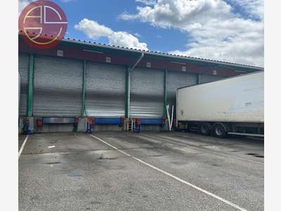 A louer entrepôt 1455m² à Toulouse Zone Thibaud