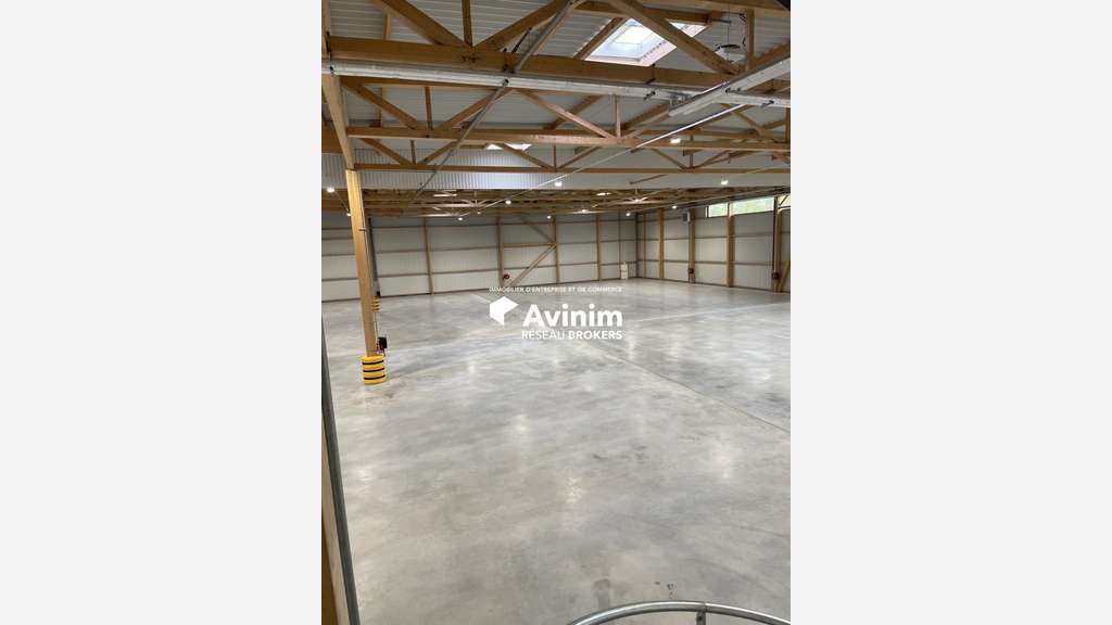 A louer entrepôt 5761m² divisible ZA Paris Nord 2 
