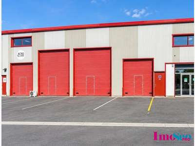 Entrepôt 100m² à louer St-Pée-sur-Nivelle Lizardia