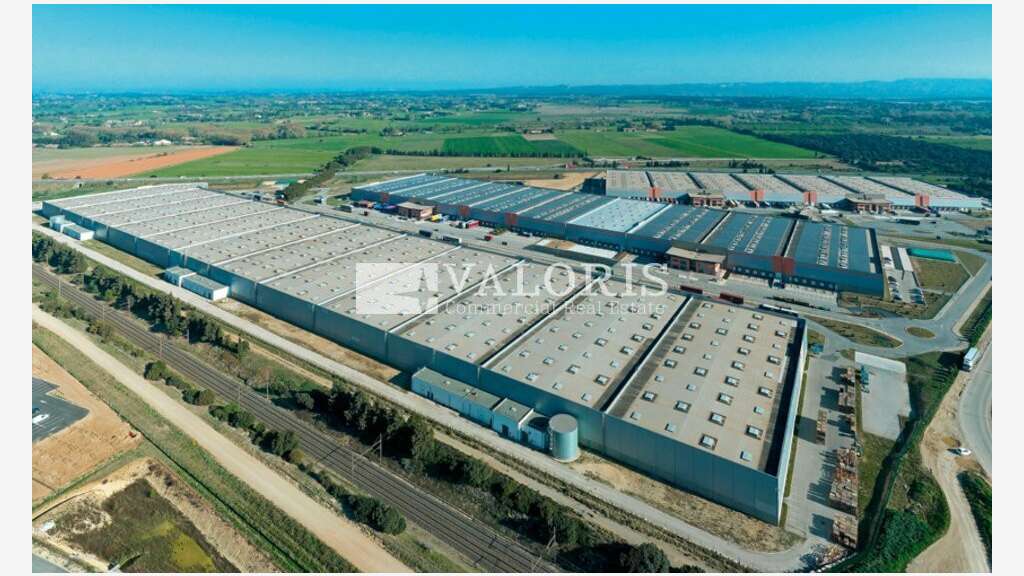 A louer entrepôt logistique à Saint Martin de Crau