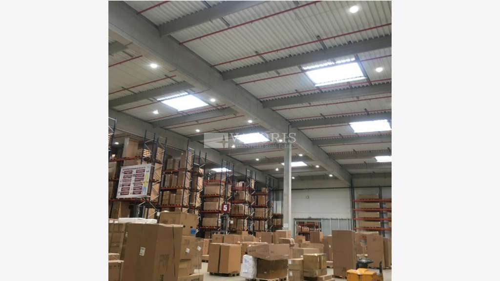 A louer entrepôt logistique à Saint Martin de Crau