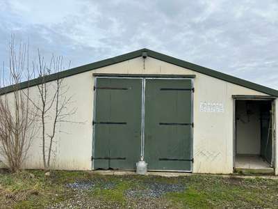 Location Locaux d'activités - Entrepôts à La Chapelle-du-Châtelard