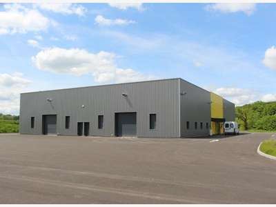 Location entrepôt 600m² à Delle ZAC des Chauffours