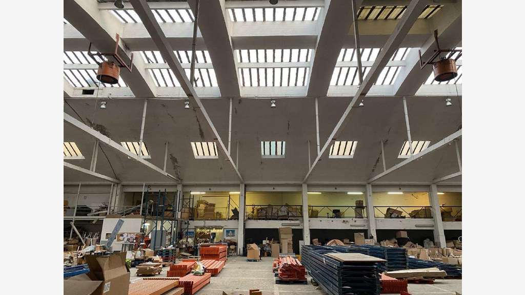 A louer entrepôts 4400m² à La Courneuve