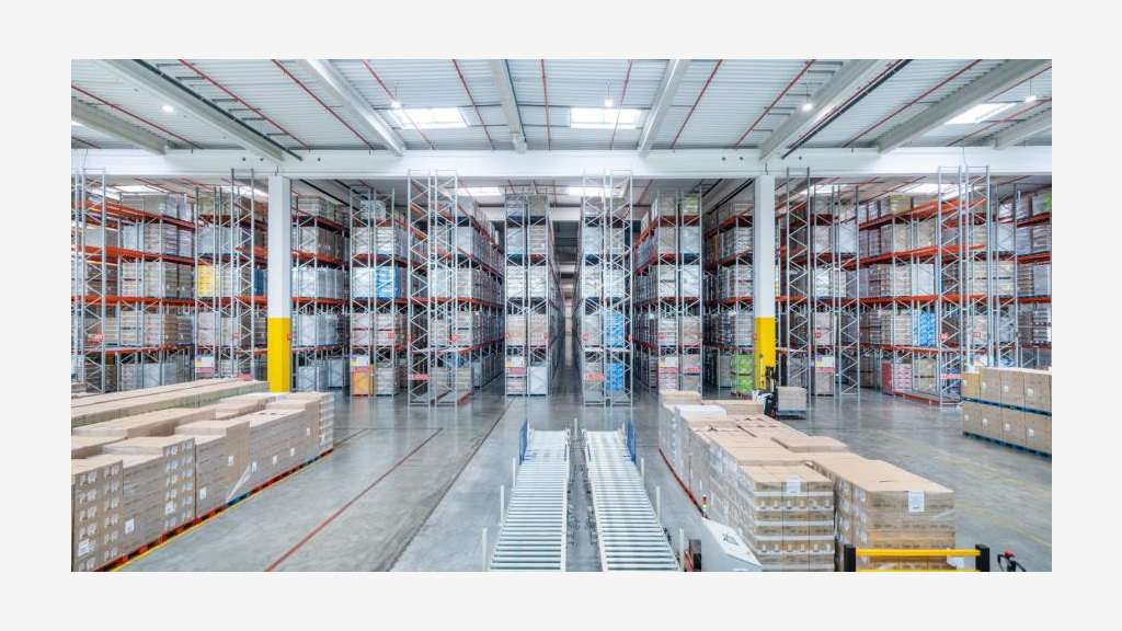 À louer entrepôts logistiques 12650m² à Roye