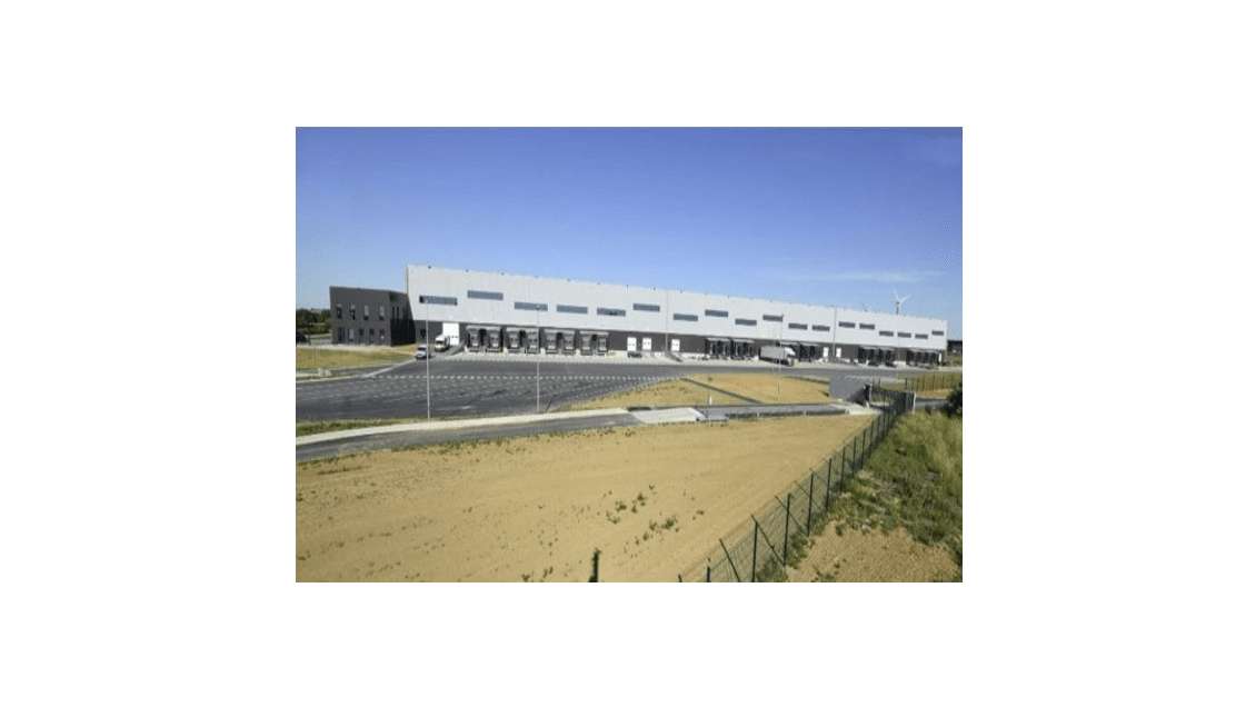 Loue entrepôts logistiques 12 000m² à Roye Somme