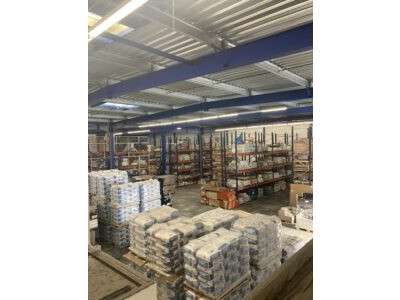 Location Locaux d'activités - Entrepôts à Périgny