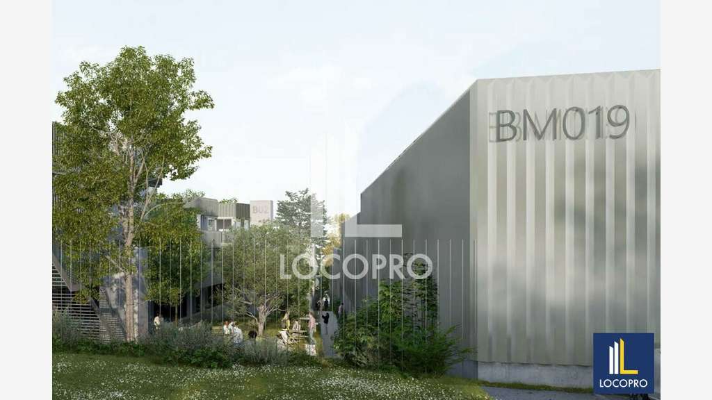 A louer locaux 6356m² à Mouans-Sartoux ZA Argile 
