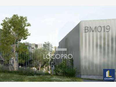 A louer locaux 6356m² à Mouans-Sartoux ZA Argile