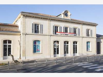 À louer espaces de coworking de 100m² à Carpentras