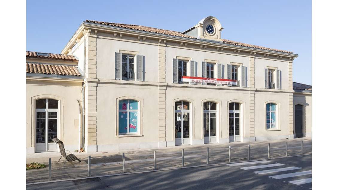 À louer espaces de coworking de 100m² à Carpentras