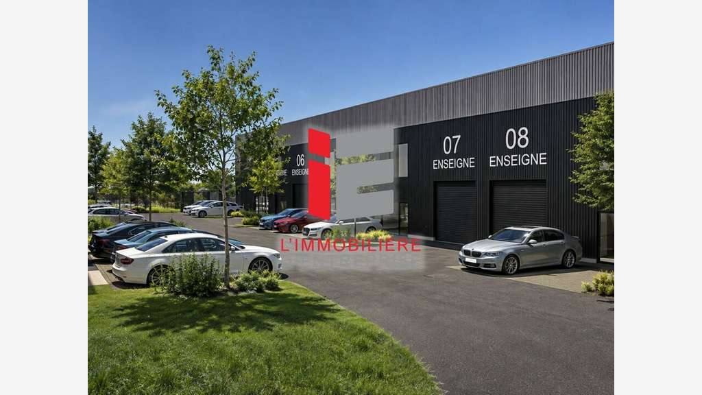 Cellule d'activité neuve 162m² à louer à Étrelles