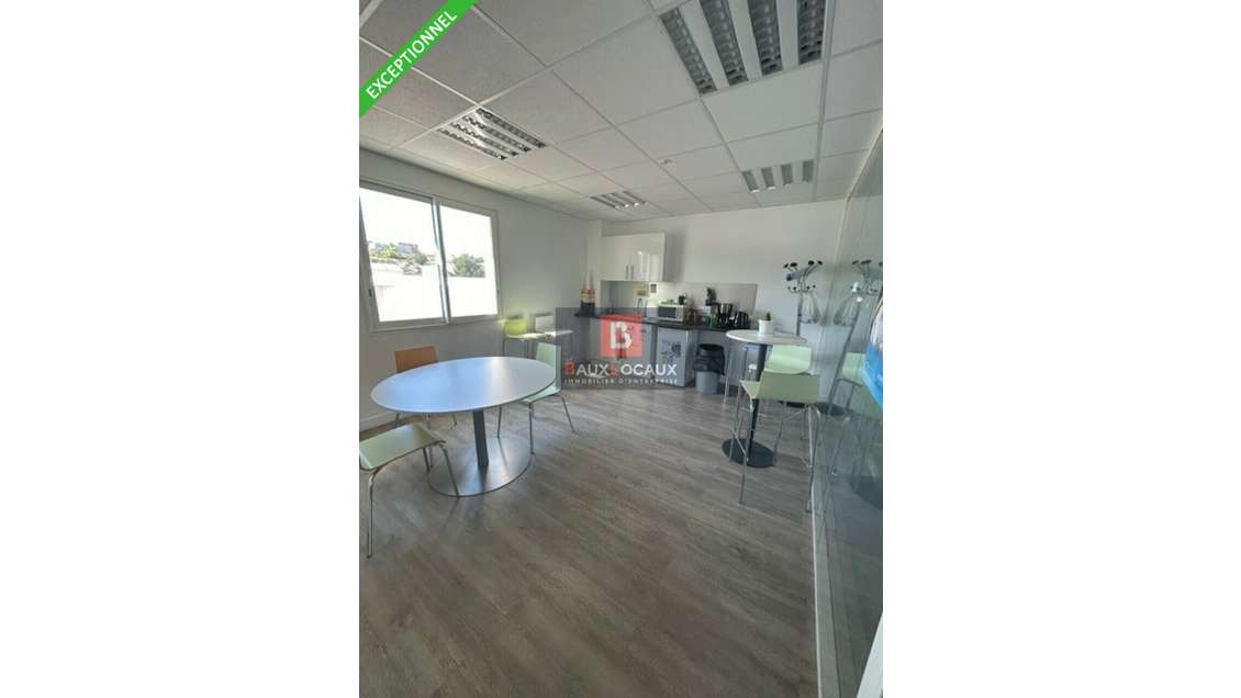 A louer bureaux 206m² Open Space R+2 à Martigues