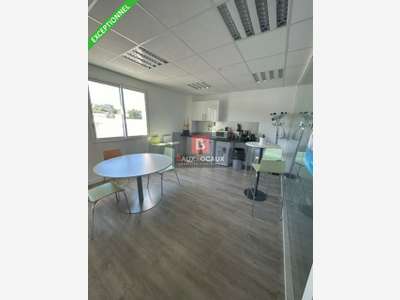 A louer bureaux 206m² Open Space R+2 à Martigues