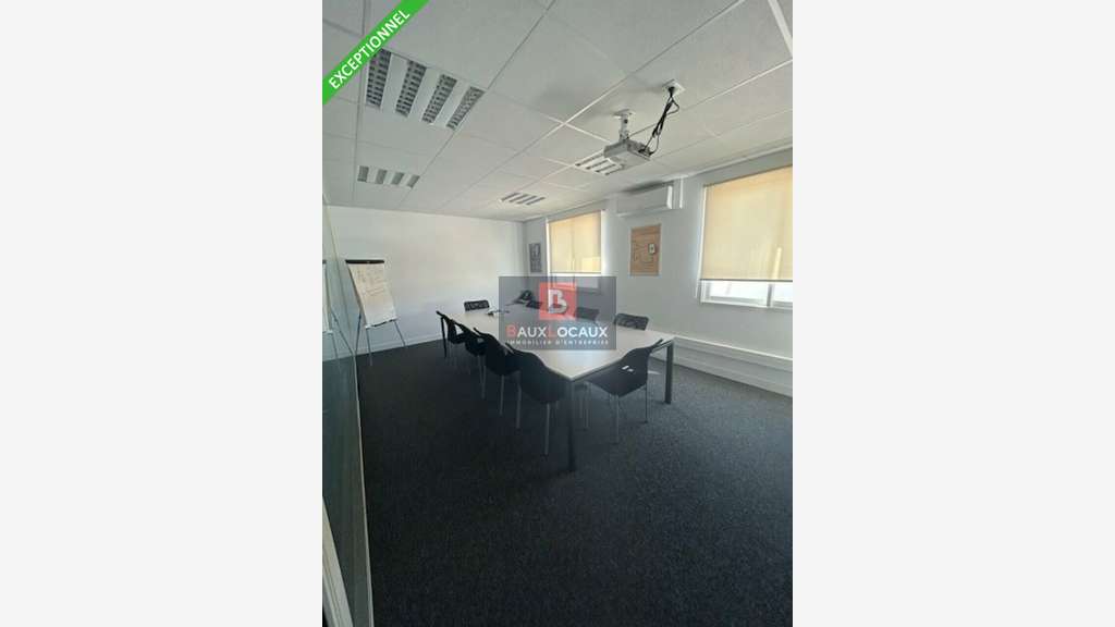 A louer bureaux 206m² Open Space R+2 à Martigues
