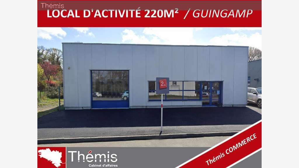 A louer local proche RN12 rond point Guingamp