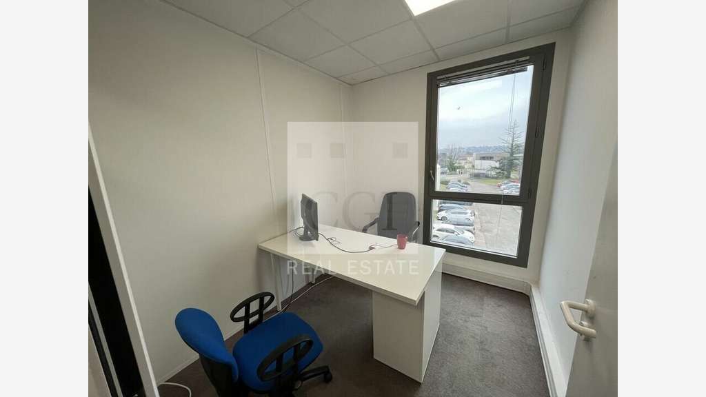 Bureaux 90m² excellent état à louer Francheville