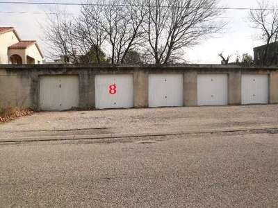 A louer garage de 16m² au coeur du Teil