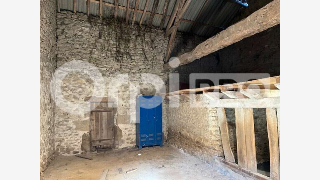 A louer granges 73m² à Bessines-sur-Gartempe